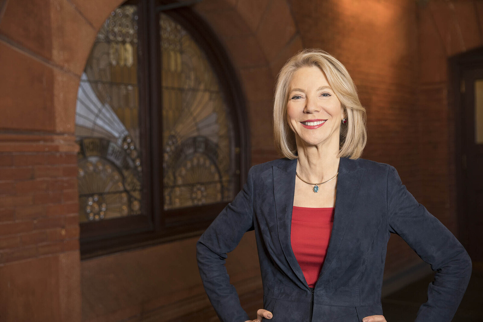 Portrait of President Gutmann in the Fisher Fine Arts library